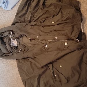 Green crop jacket